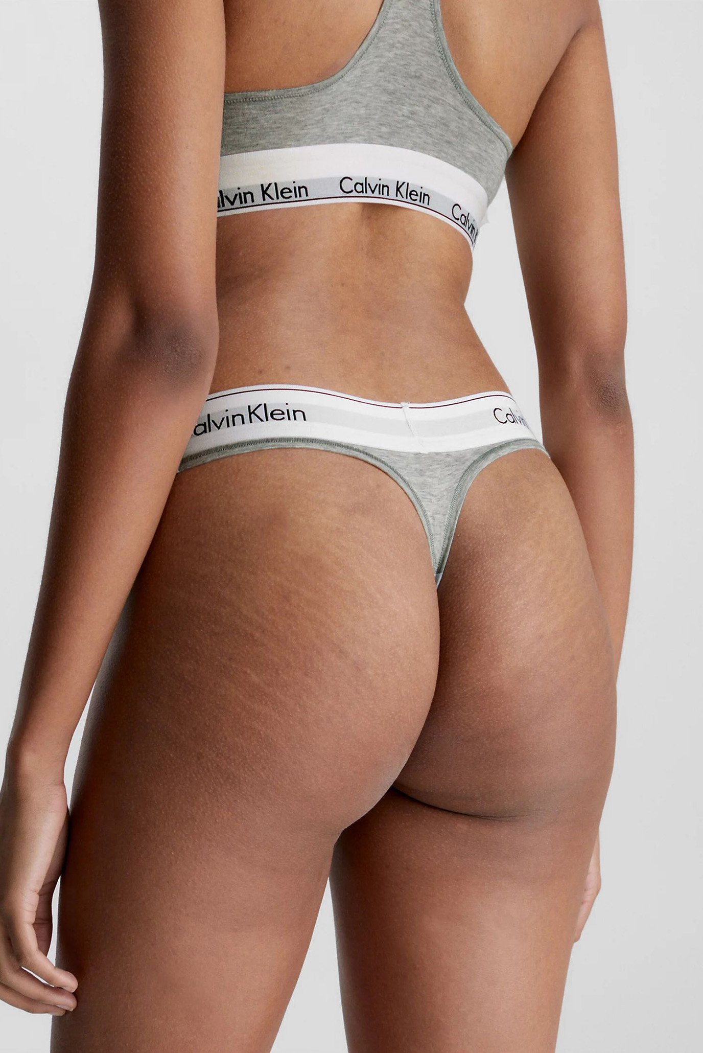 Күйеуінің есектегі мас әйелі бар үй порносы