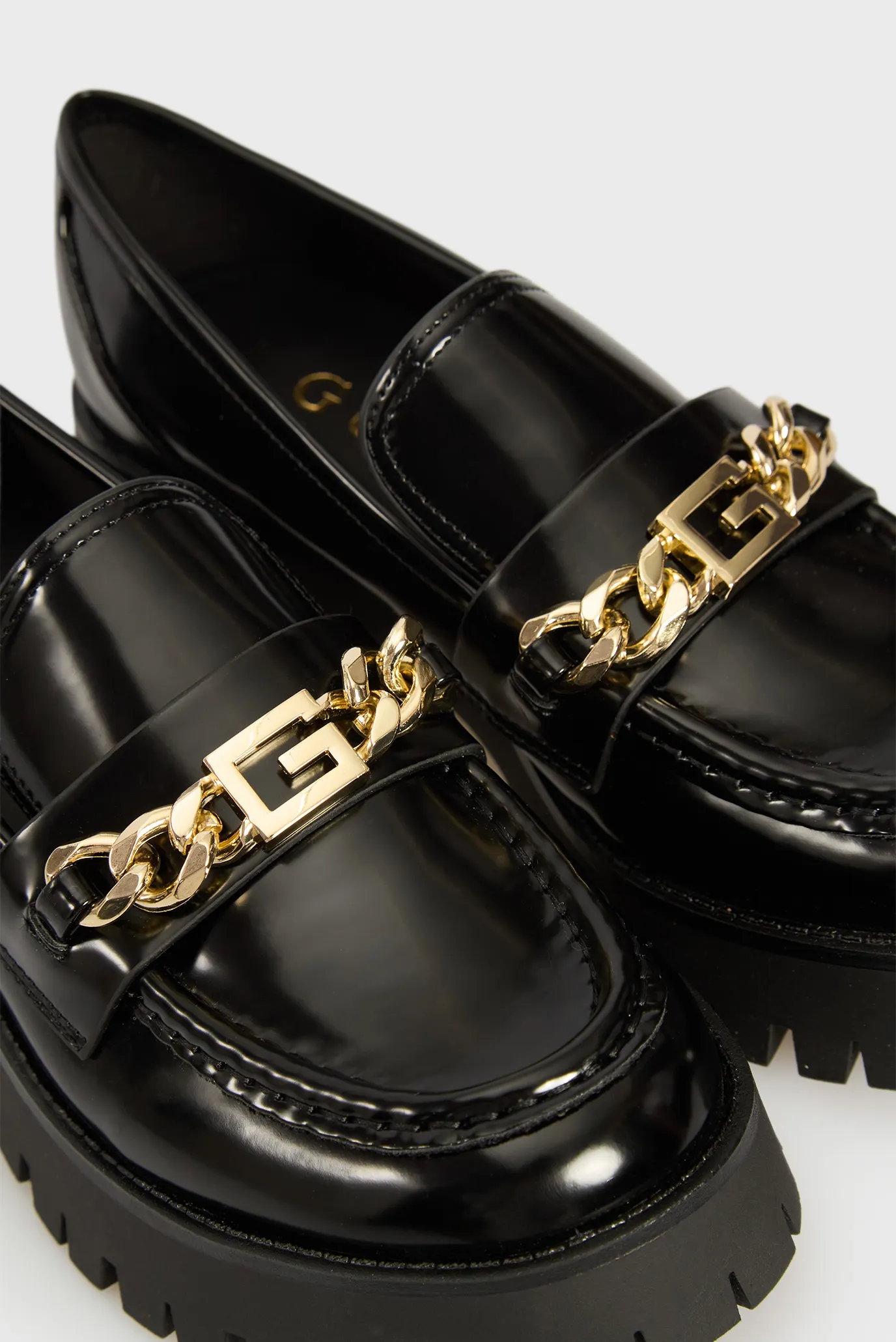 Жіночі чорні лофери ALMOSTY 2