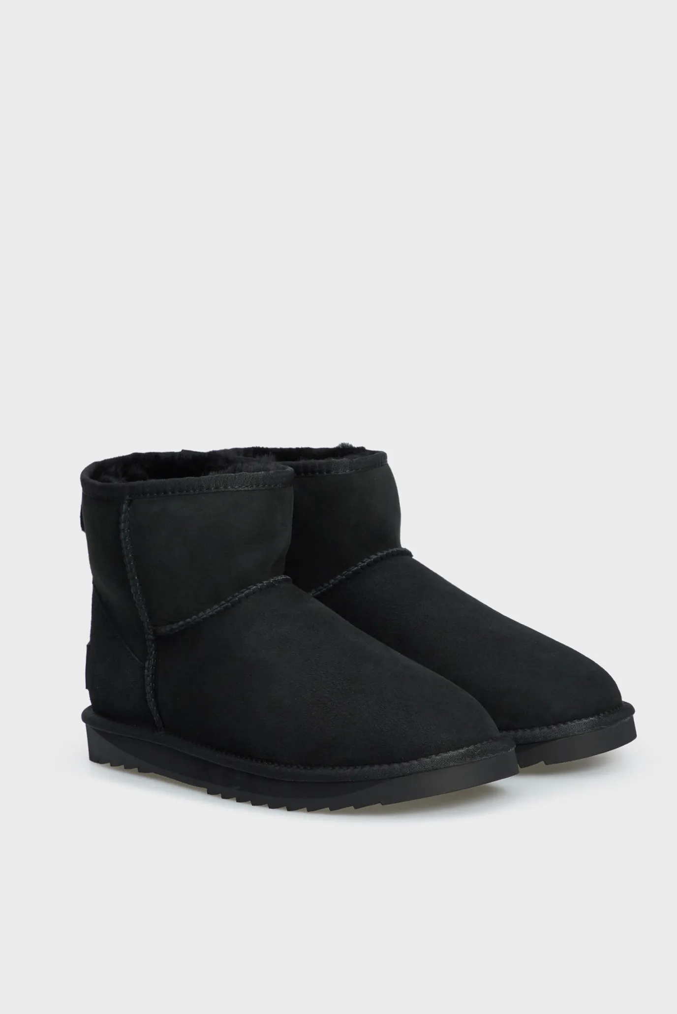 Чоловічі чорні замшеві уггі Trissa 2