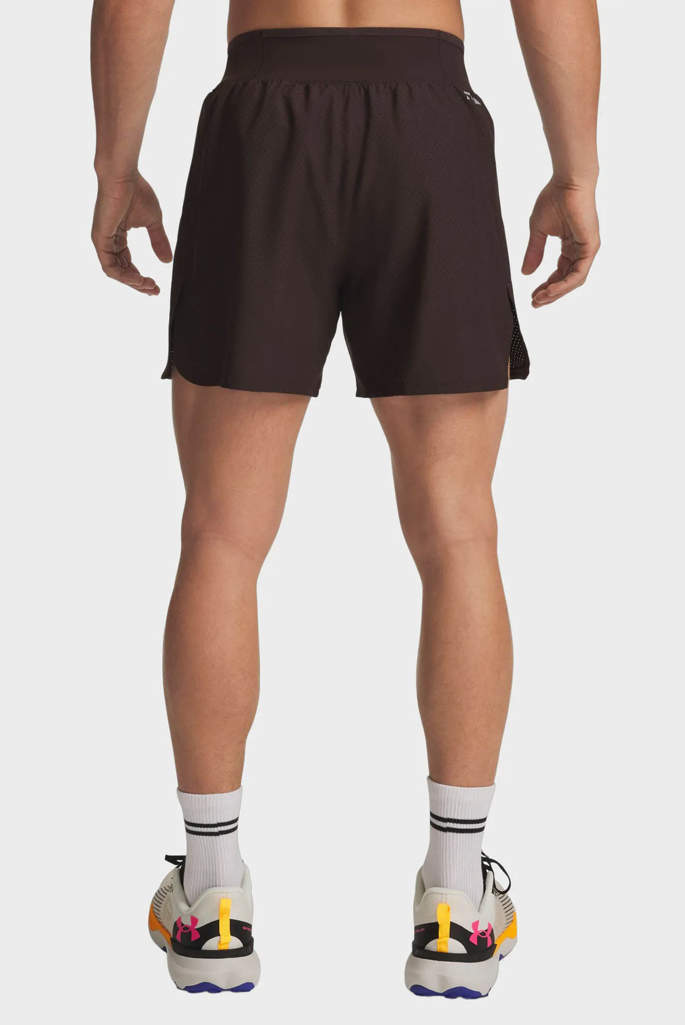 Мужские темно-коричневые шорты UA TRAIL RUN LAUNCH SHORTS 3