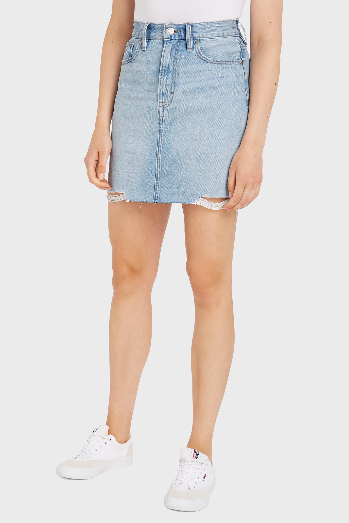 Женская голубая джинсовая юбка MOM UH Голубой 25 Tommy Jeans DW0DW17665 Женская голубая джинсовая юбка MOM UH Голубой 25 Tommy Jeans DW0DW17665