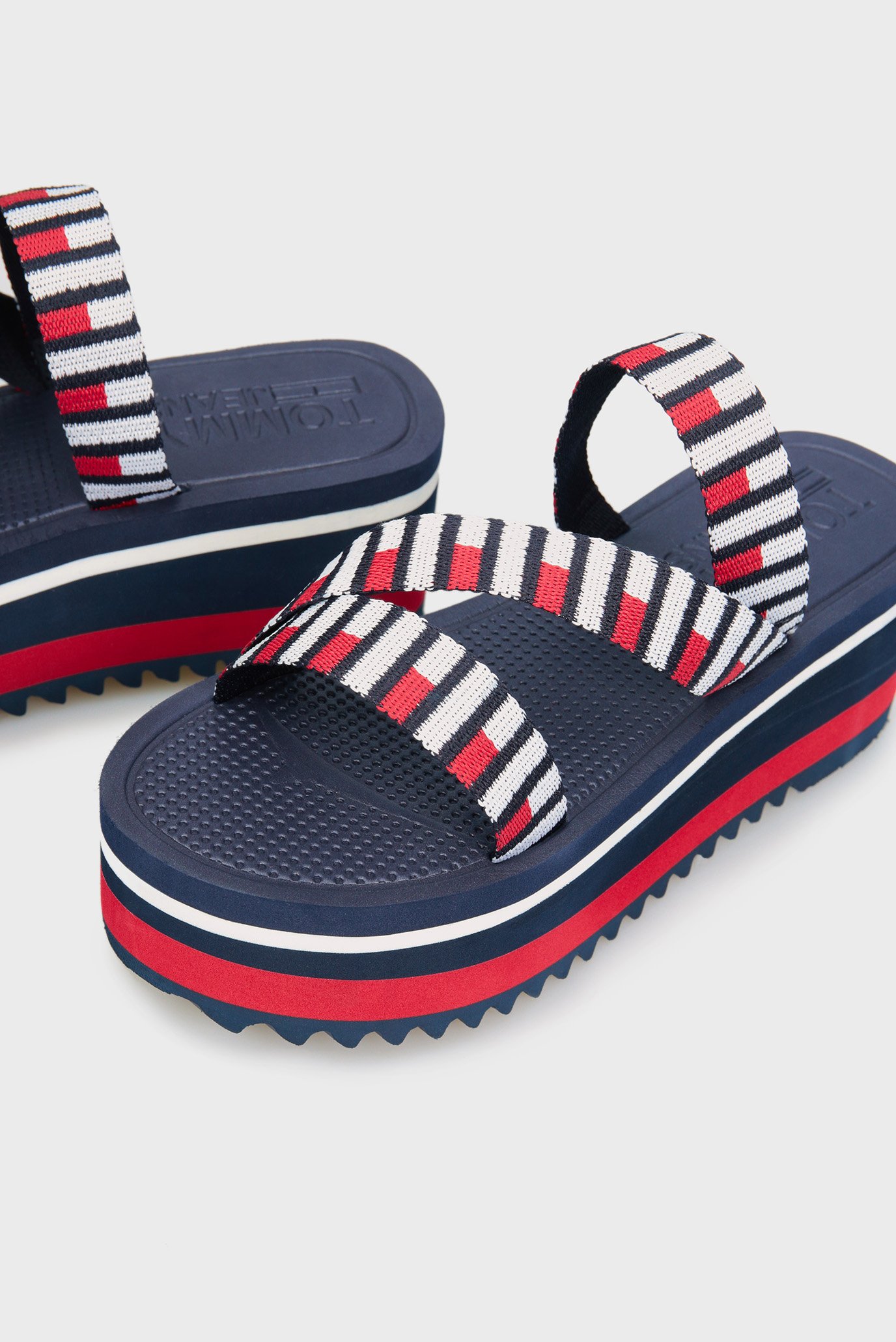 Женские слайдеры FLAG WEBBING FLATFORM MULE Tommy Jeans