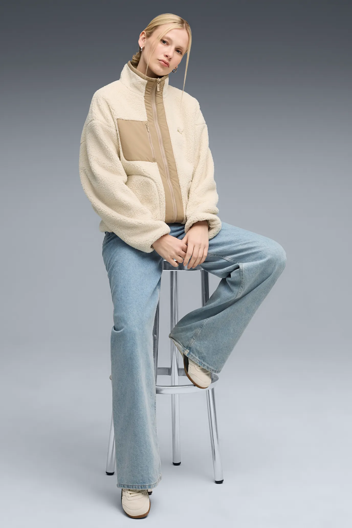 Женская двусторонняя куртка Reversible Hybrid Sherpa Jacket Women 2