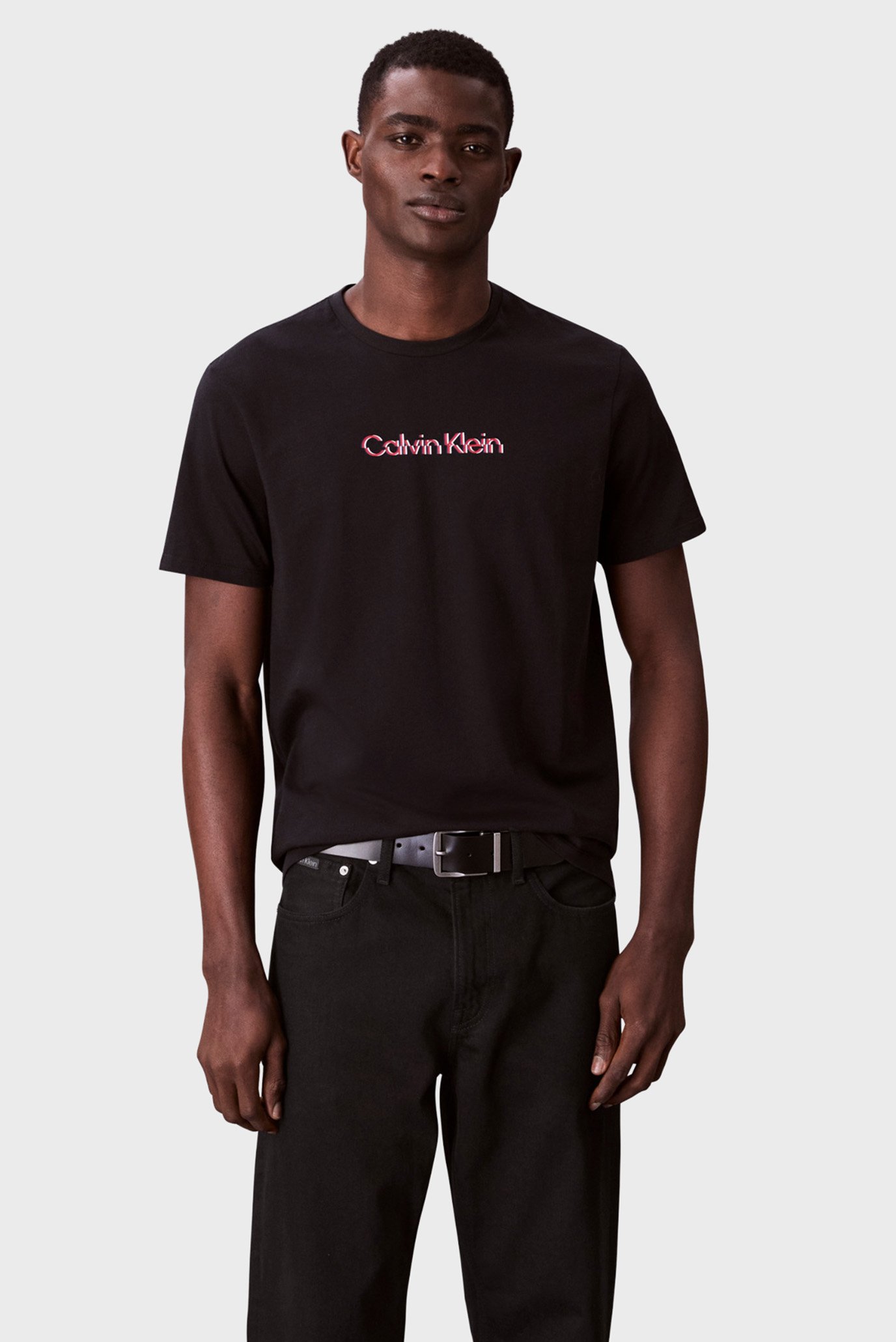 Мужская черная футболка SS GLITCHED LOGO Черный M Calvin Klein Jeans LV04RC858G Мужская черная футболка SS GLITCHED LOGO Черный M Calvin Klein Jeans LV04RC858G