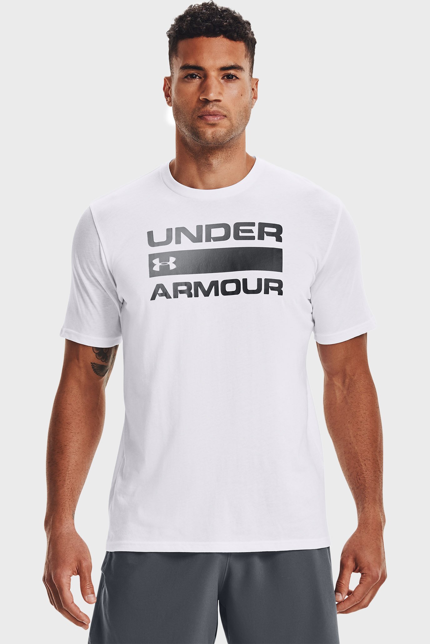 Мужская белая футболка UA TEAM ISSUE WORDMARK SS Белый XXL Under Armour 1329582-100 Мужская белая футболка UA TEAM ISSUE WORDMARK SS Белый XXL Under Armour 1329582-100
