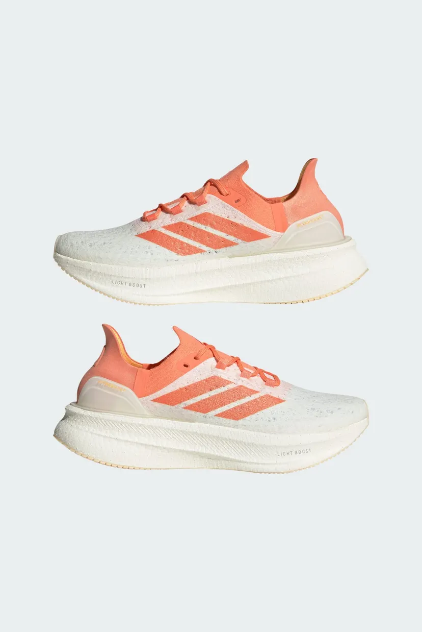 Женские белые кроссовки Ultraboost 5 Strung 7