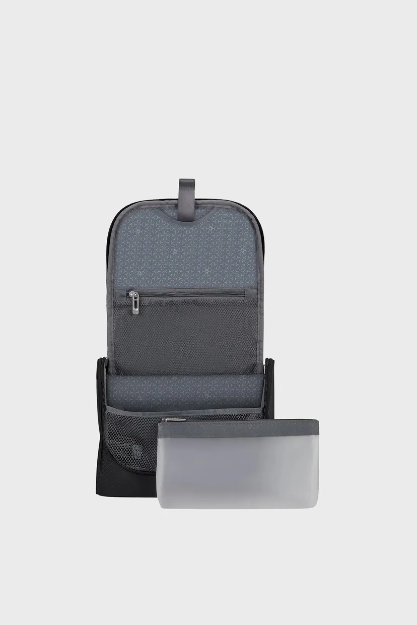 Чоловічий чорний несесер RESPARK TOILET KIT BLACK 8