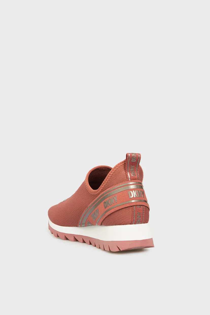 Жіночі теракотові сліпони SLIP ON SNEAK 5