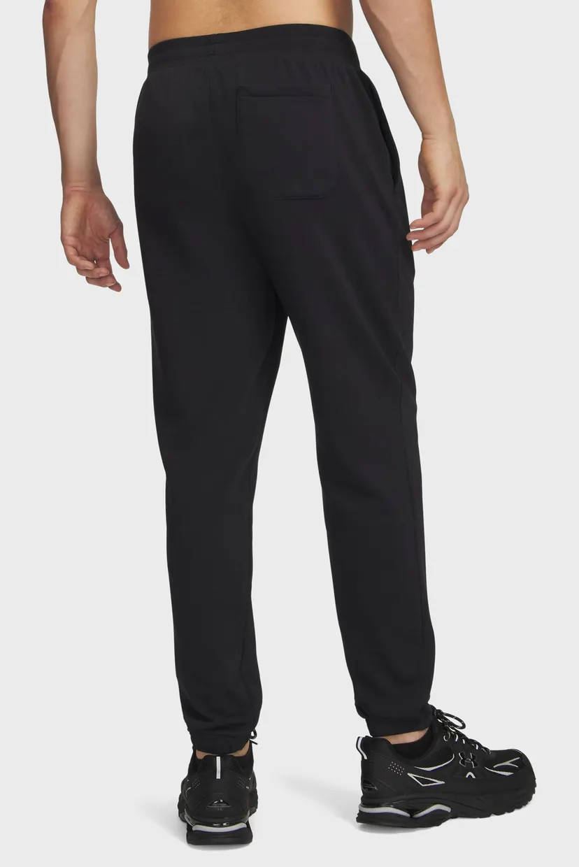 Мужские черные спортивные брюки UA Rival LW Graphic Jogger 3