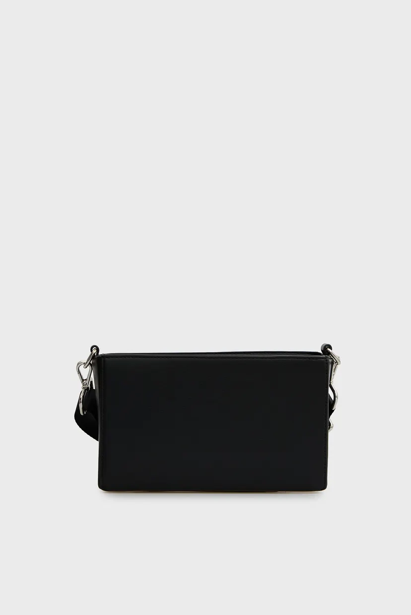 Жіноча чорна сумка HEART-D CAMERA BAG II 4
