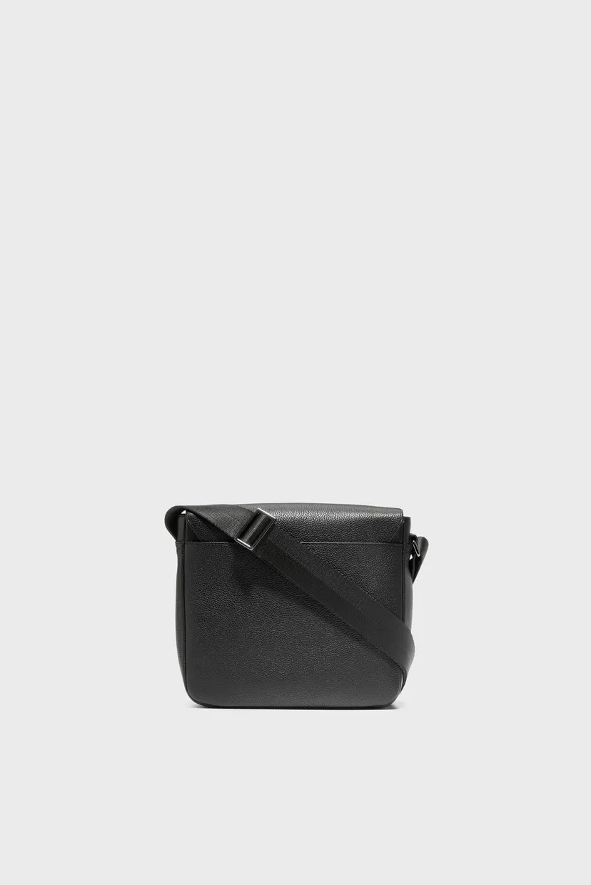 Чоловіча чорна шкіряна сумка Triboro Small Messenger Bag 3