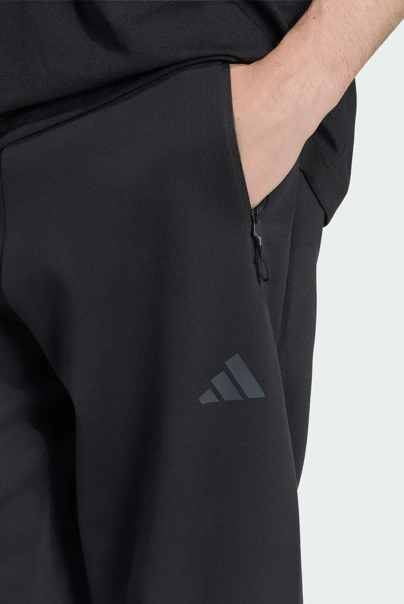 Мужские черные спортивные брюки ADIDAS Z.N.E. 4
