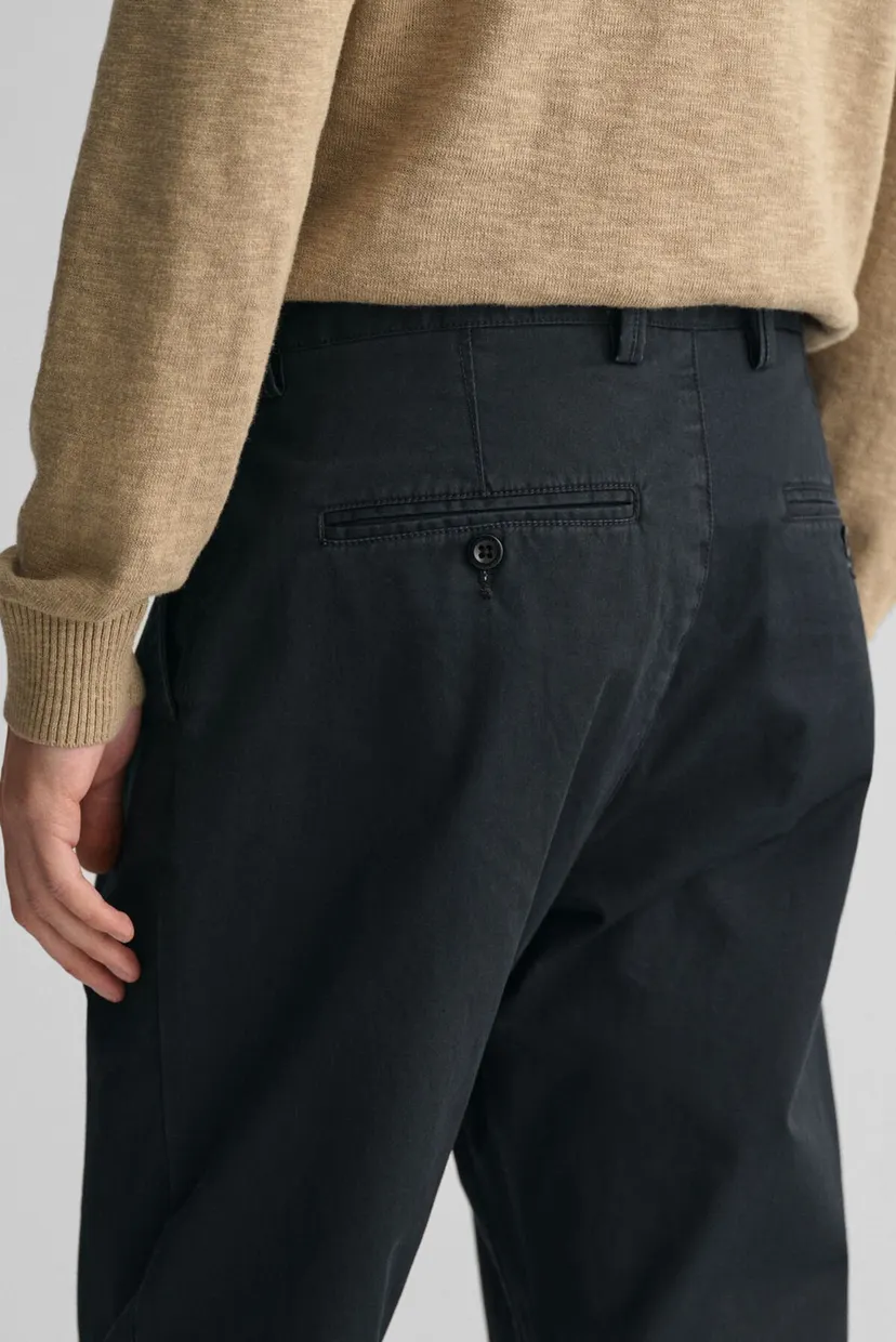 Мужские черные чиносы TAPERED TWILL CHINOS 5