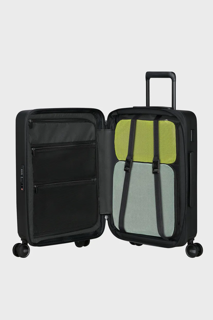 Черный чемодан 55 см RESTACKD BLACK 4