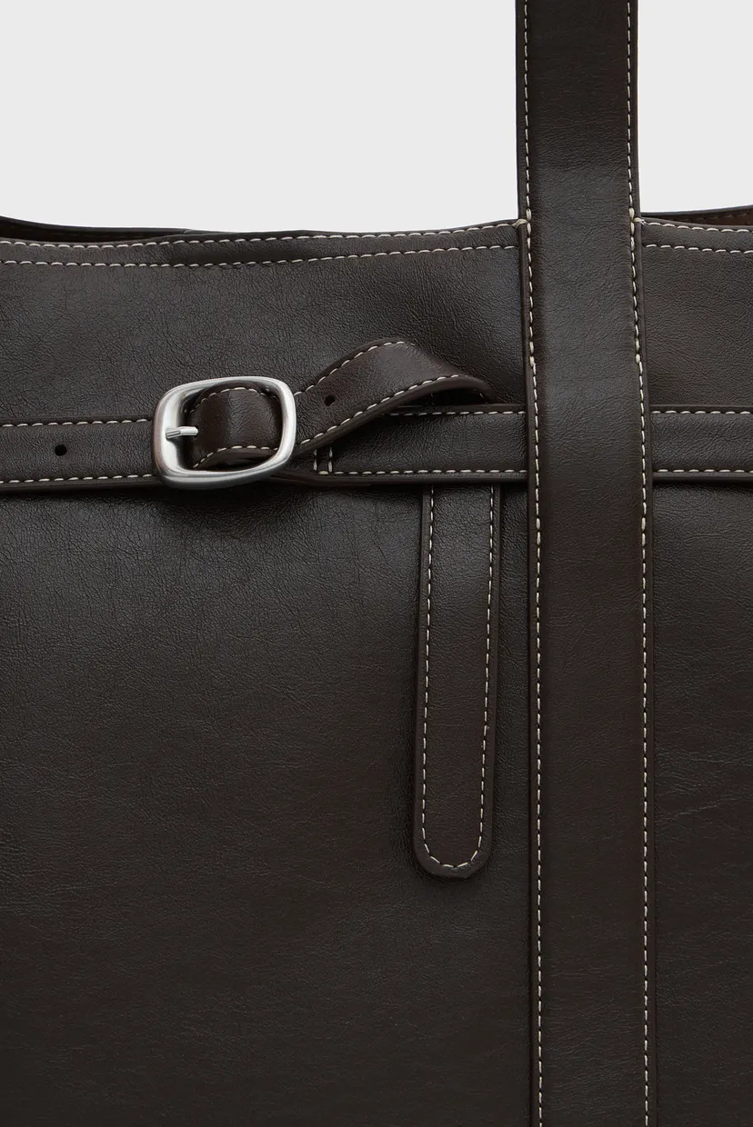 Женская темно-коричневая сумка BUCKLE MEDIUM WORK TOTE 6