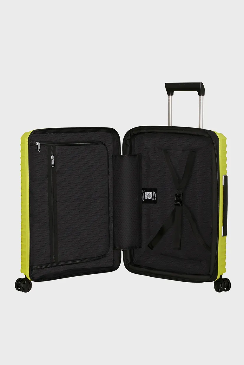 Салатовый чемодан 55 см UPSCAPE LIME 4
