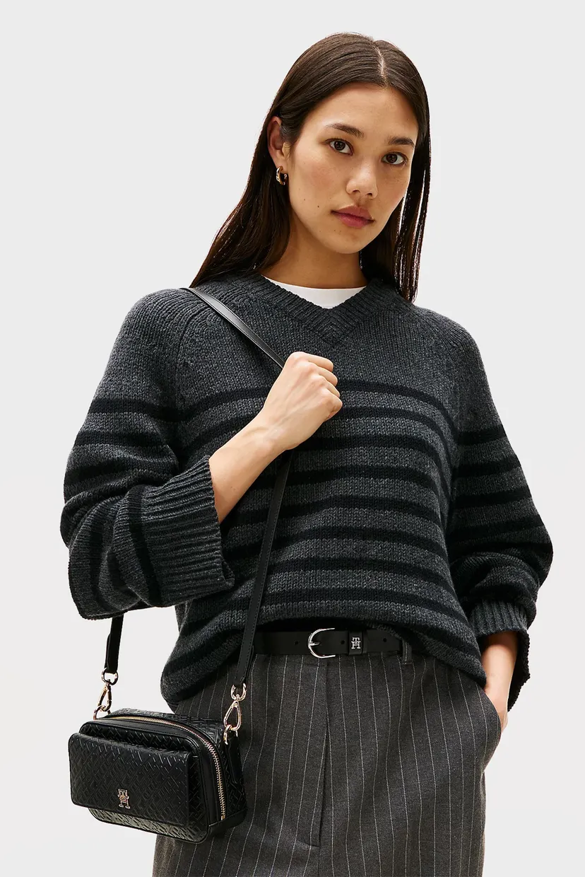Жіноча чорна сумка TH ICON CAMERA BAG MONO Tommy Hilfiger