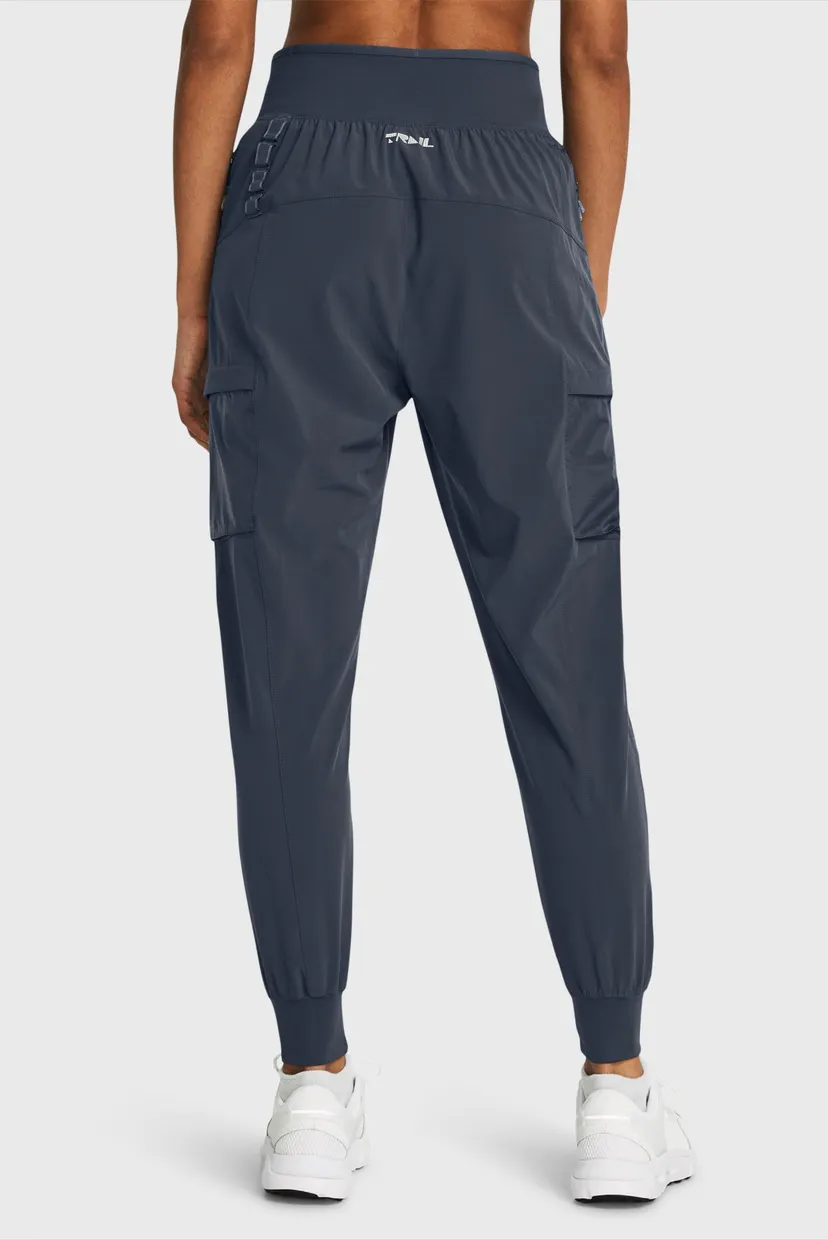 Женские серые спортивные брюки UA Run Trail Pant 3