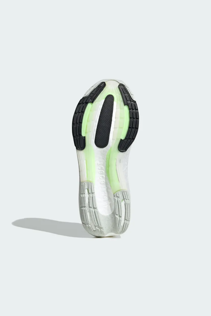 Мужские оранжевые кроссовки Ultraboost Light 3