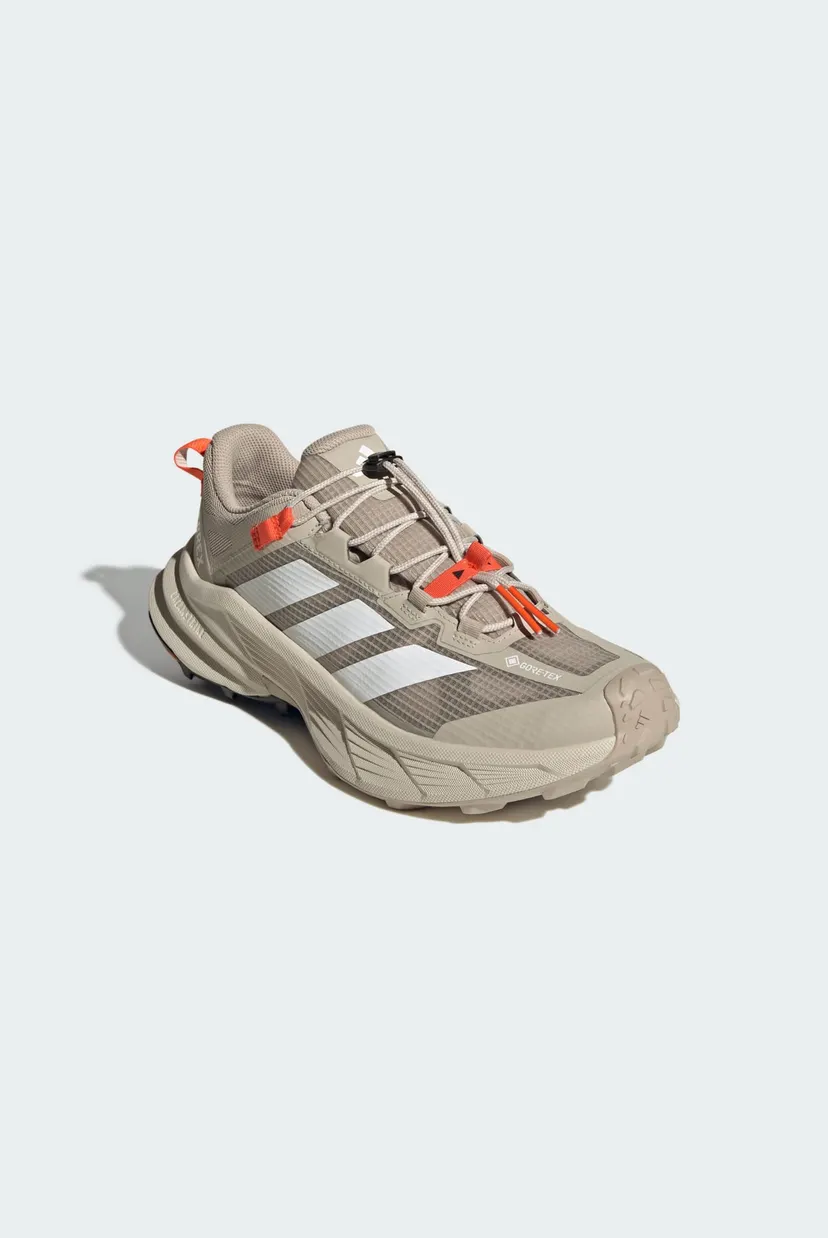 Чоловічі бежеві кросівки Terrex Freehiker SL GORE-TEX Hiking 4