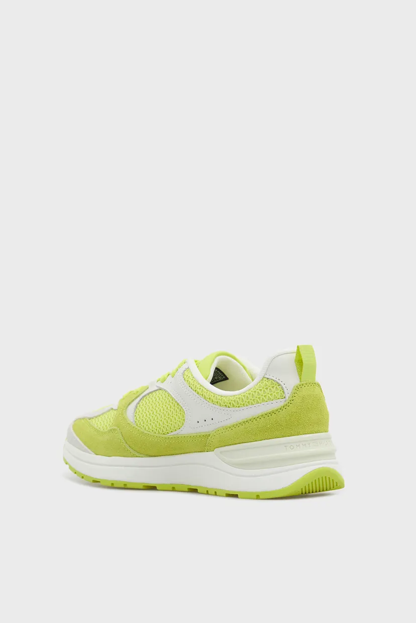 Женские салатовые кроссовки MATERIAL RUNNER 5