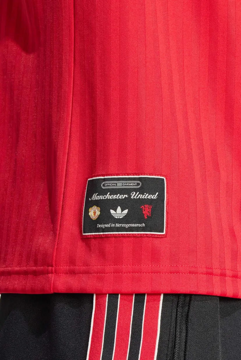 Красная футболка Manchester United Terrace Icons (унисекс) 6
