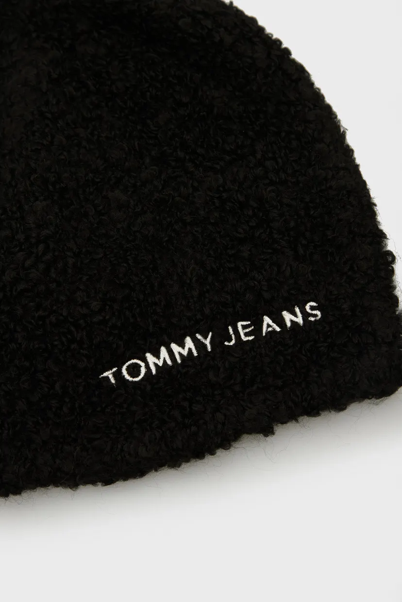 Женская черная шапка TJW LINEAR LOGO TEDDY BEANIE 3