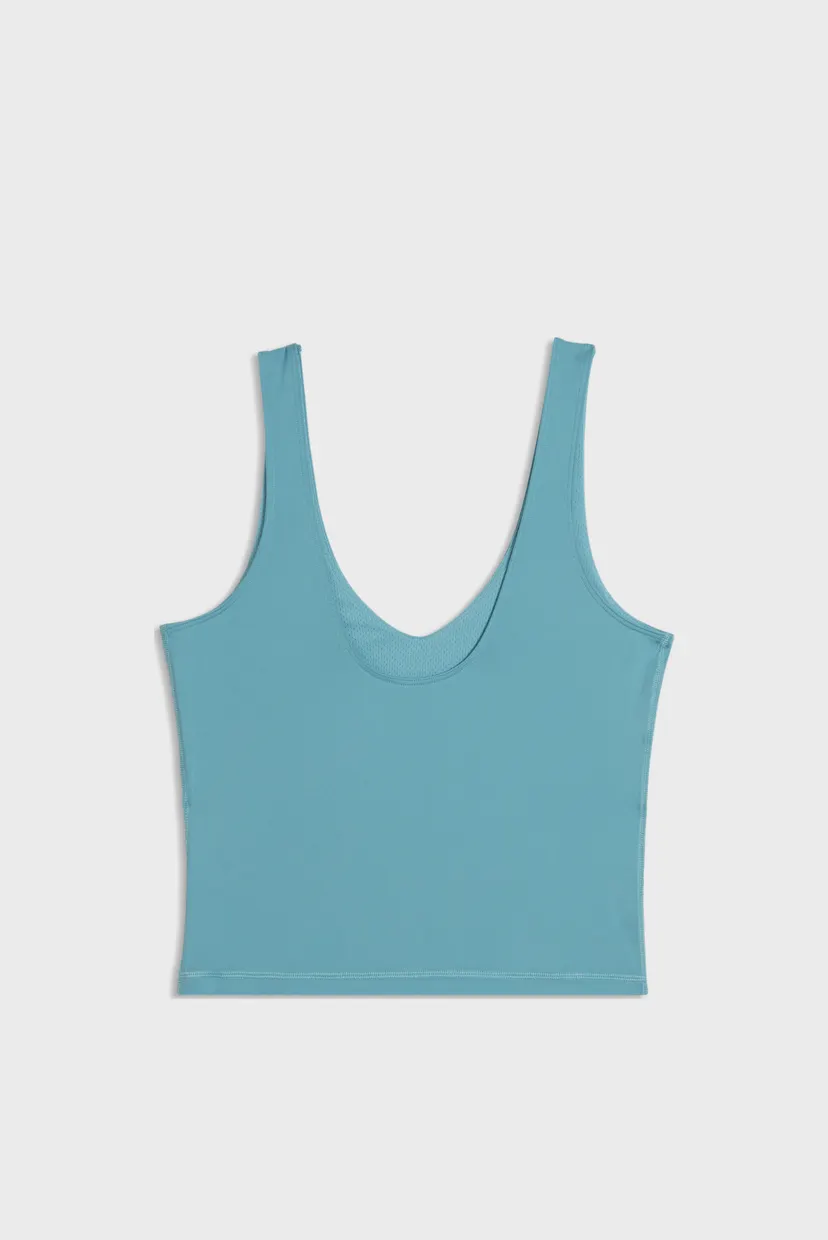 Женская голубая майка PUMA SHAPE Training Tank Women 5