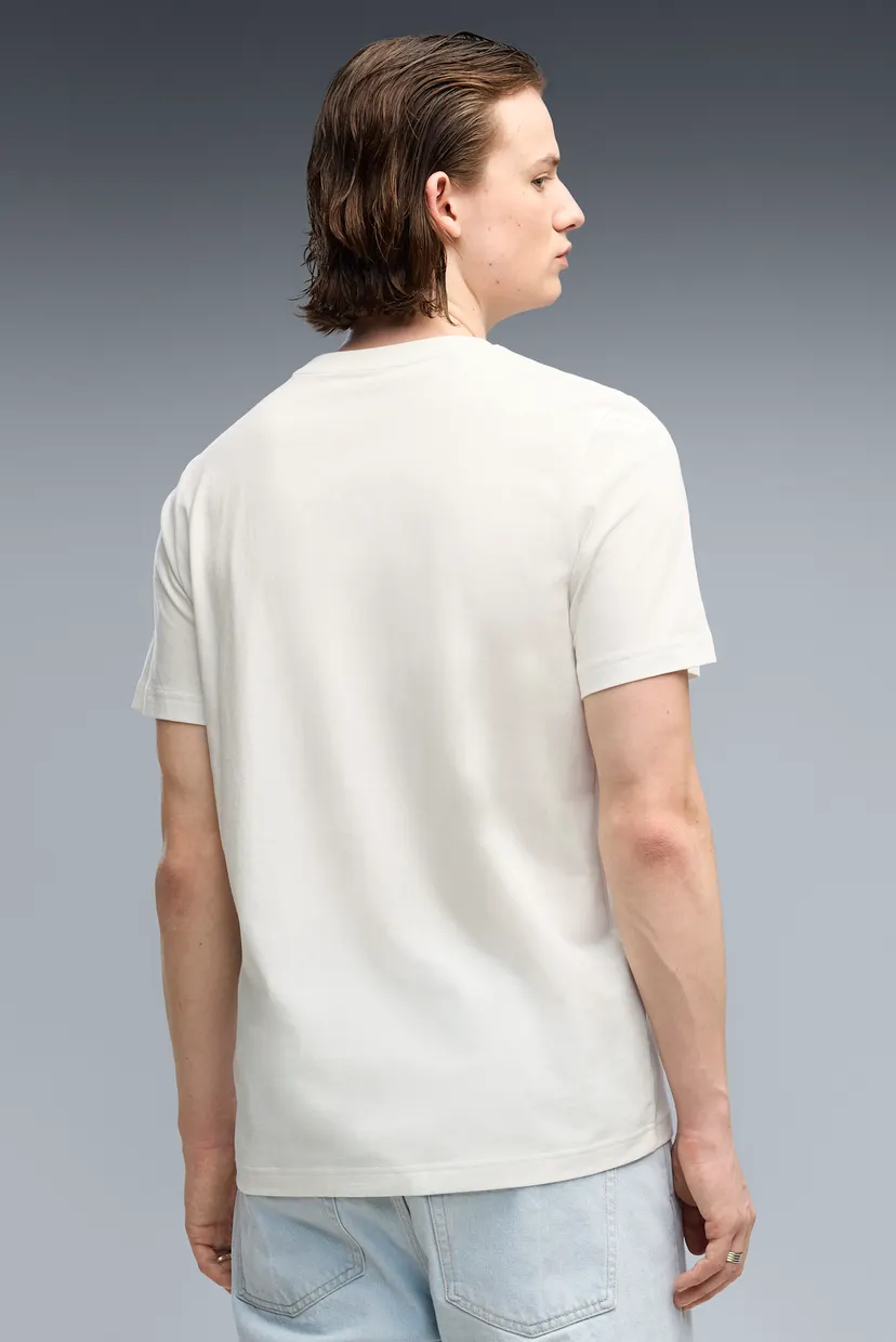 Чоловіча біла футболка Graphics Sneaker Tee Men 3