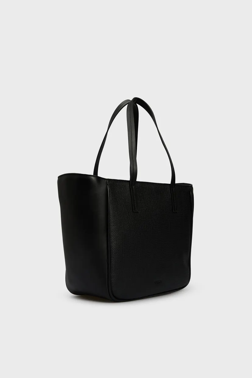 Женская черная сумка CK REFINE MD SHOPPER BRAID 3