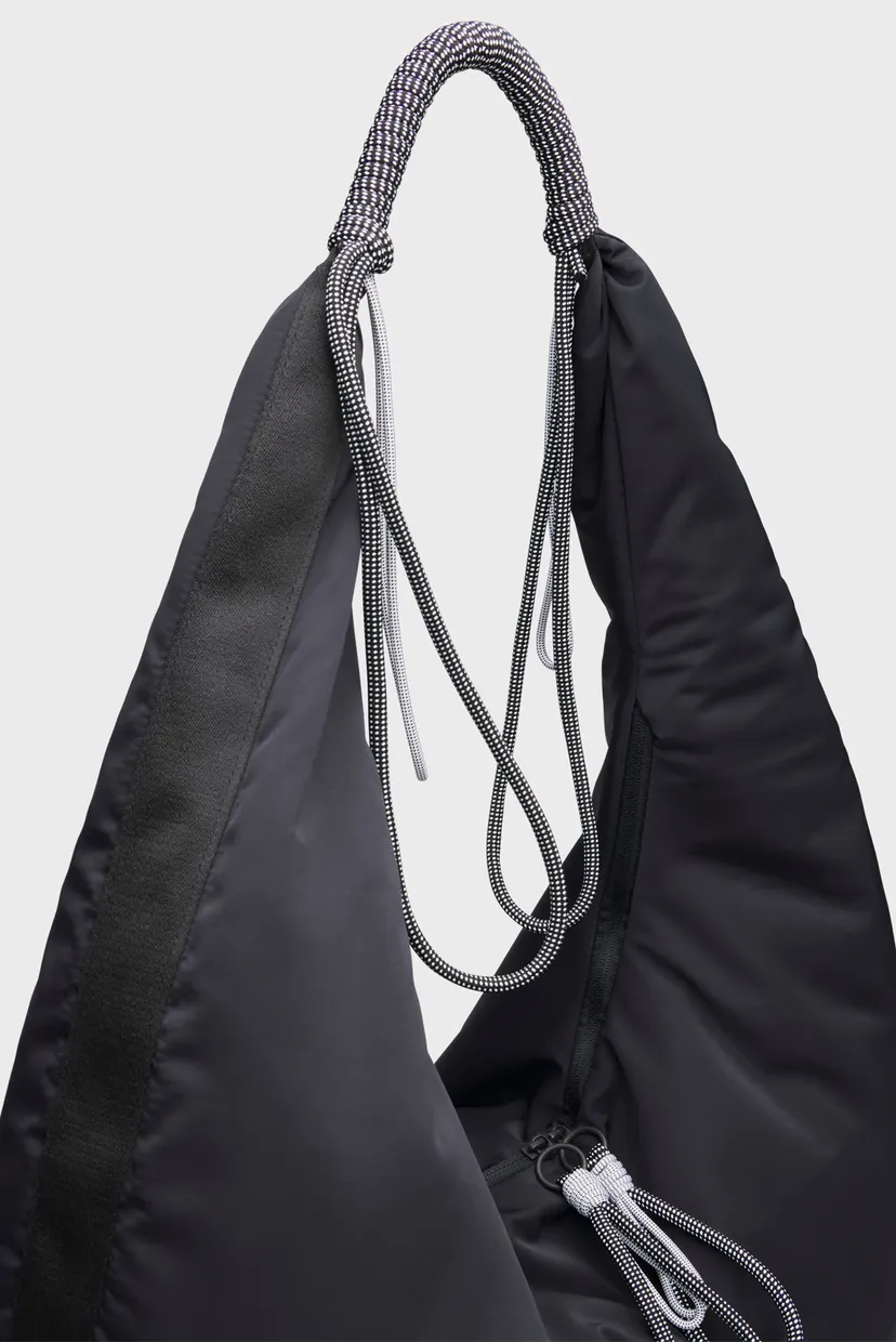 Жіноча чорна сумка UA Studio Cinch Crescent-BLK 4