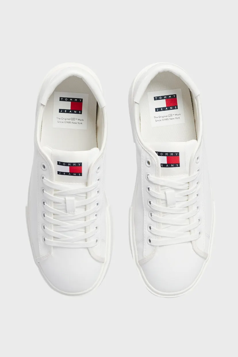 Женские белые кеды TJW FOXING FLATFORM 4