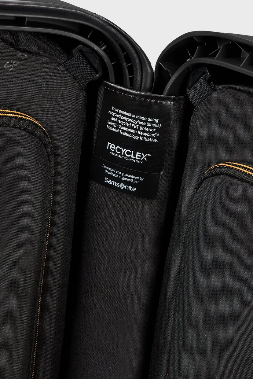 Чорна валіза 55 см ESSENS GRAPHITE 6
