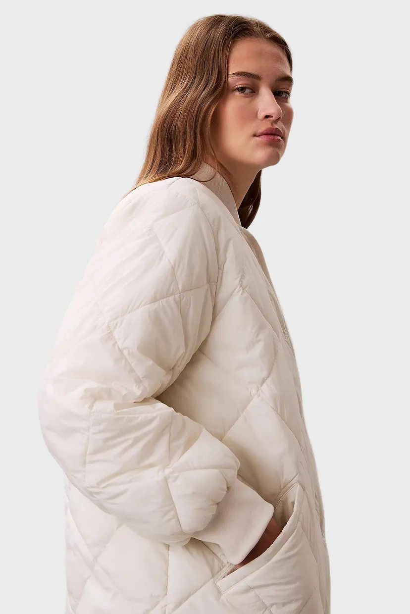 Женская белая куртка INSULATED 5