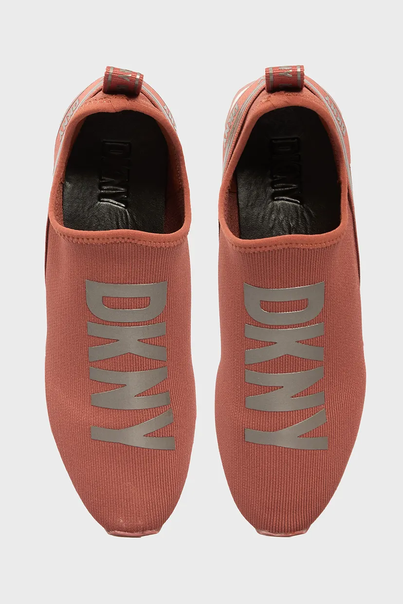 Жіночі теракотові сліпони SLIP ON SNEAK 4
