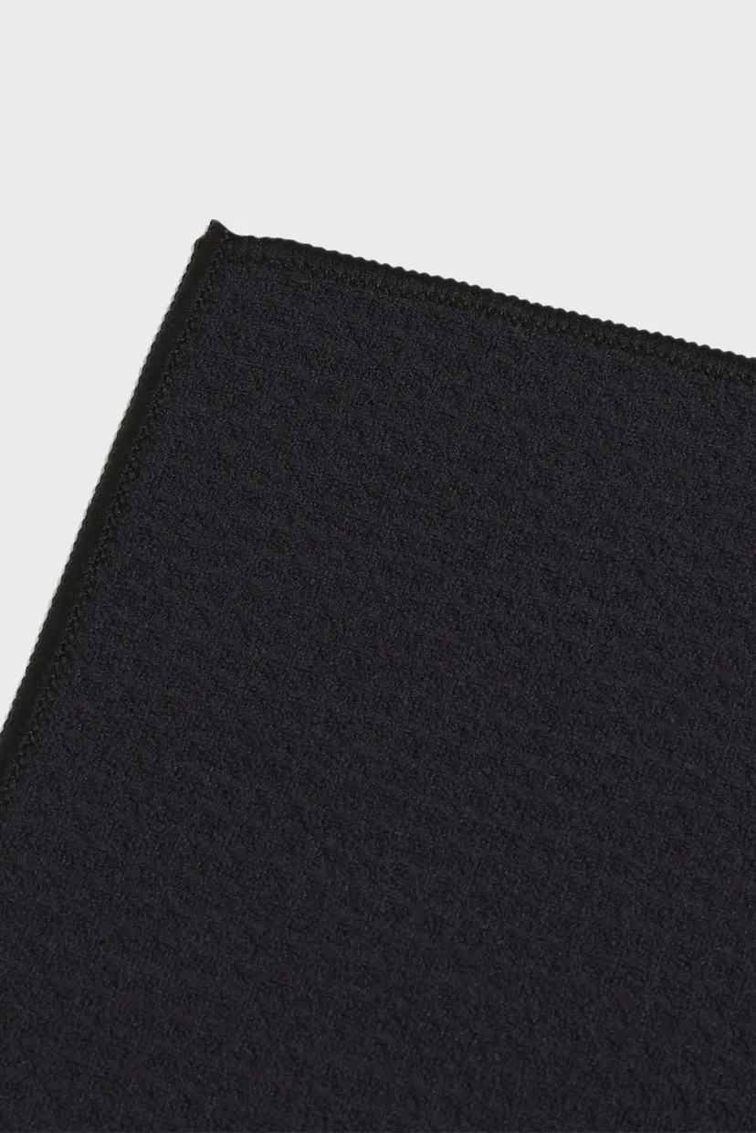 Чорний рушник Microfiber Players 3