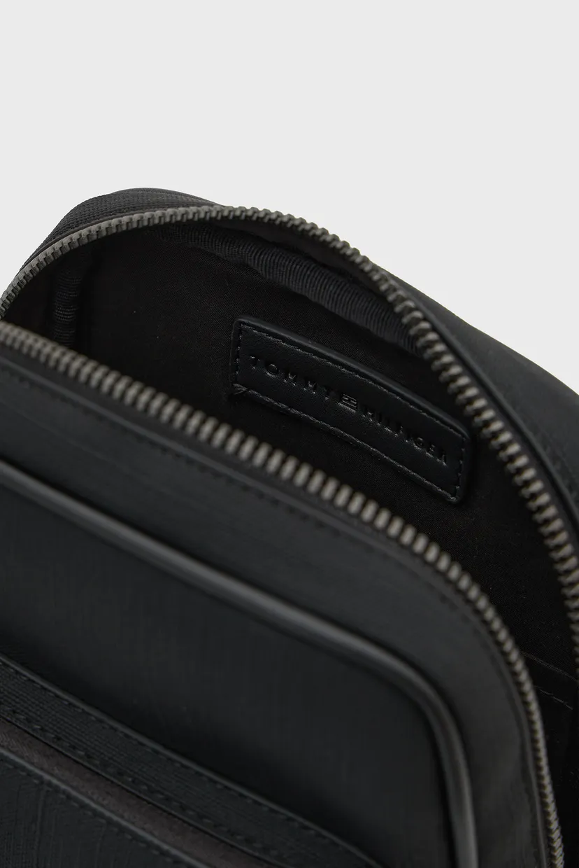 Чоловіча чорна сумка FOUNDATION SLING PACK 6