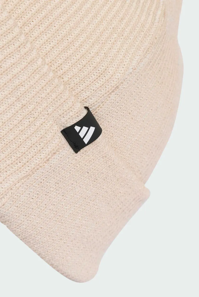 Бежевая шапка New Knit Structure 3