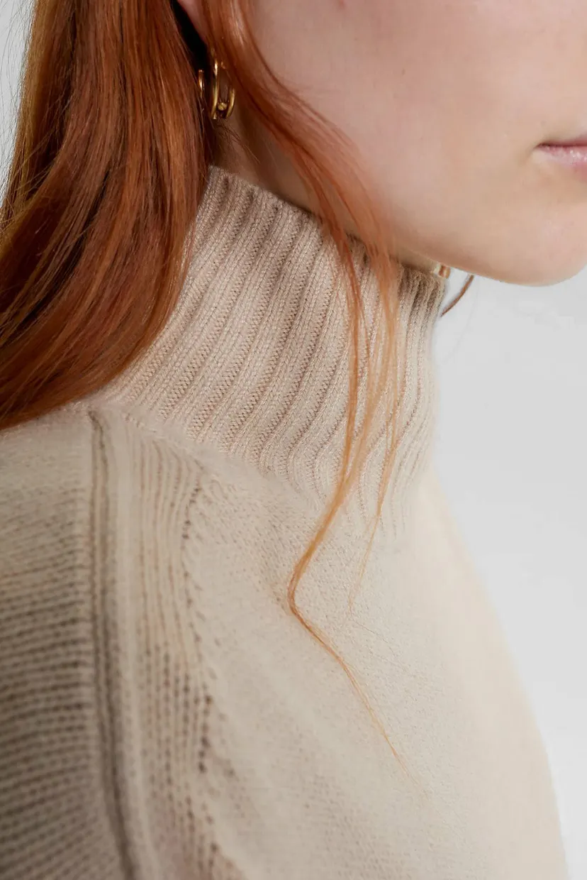 Женский бежевый свитер WOOL BLEND MOCK-NK 4