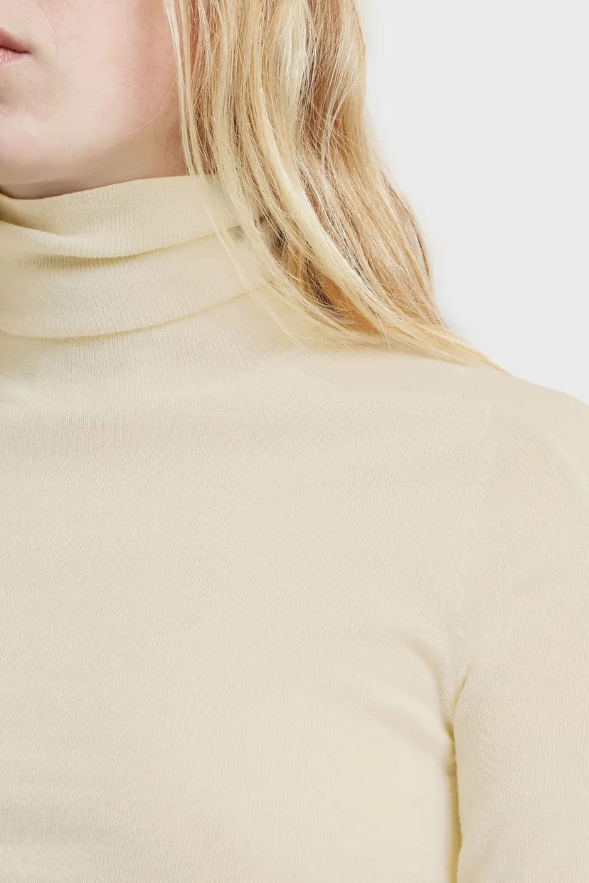 Жіночий бежевий вовняний гольф Core slim turtle knit 4