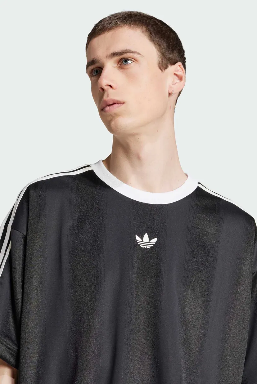 Мужская черная футболка adidas Adicolor Jacquard 4