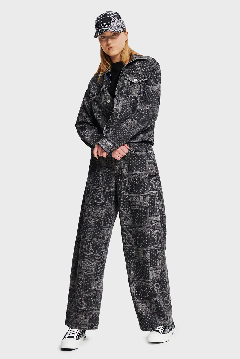 Женская черная джинсовая куртка с узором aop regular denim 3