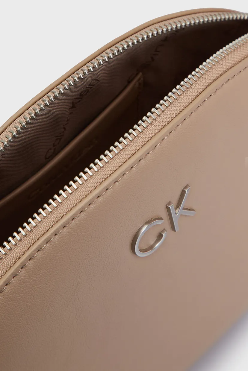 Женская бежевая сумка RE-LOCK SEASONAL CROSSBODY MD 5