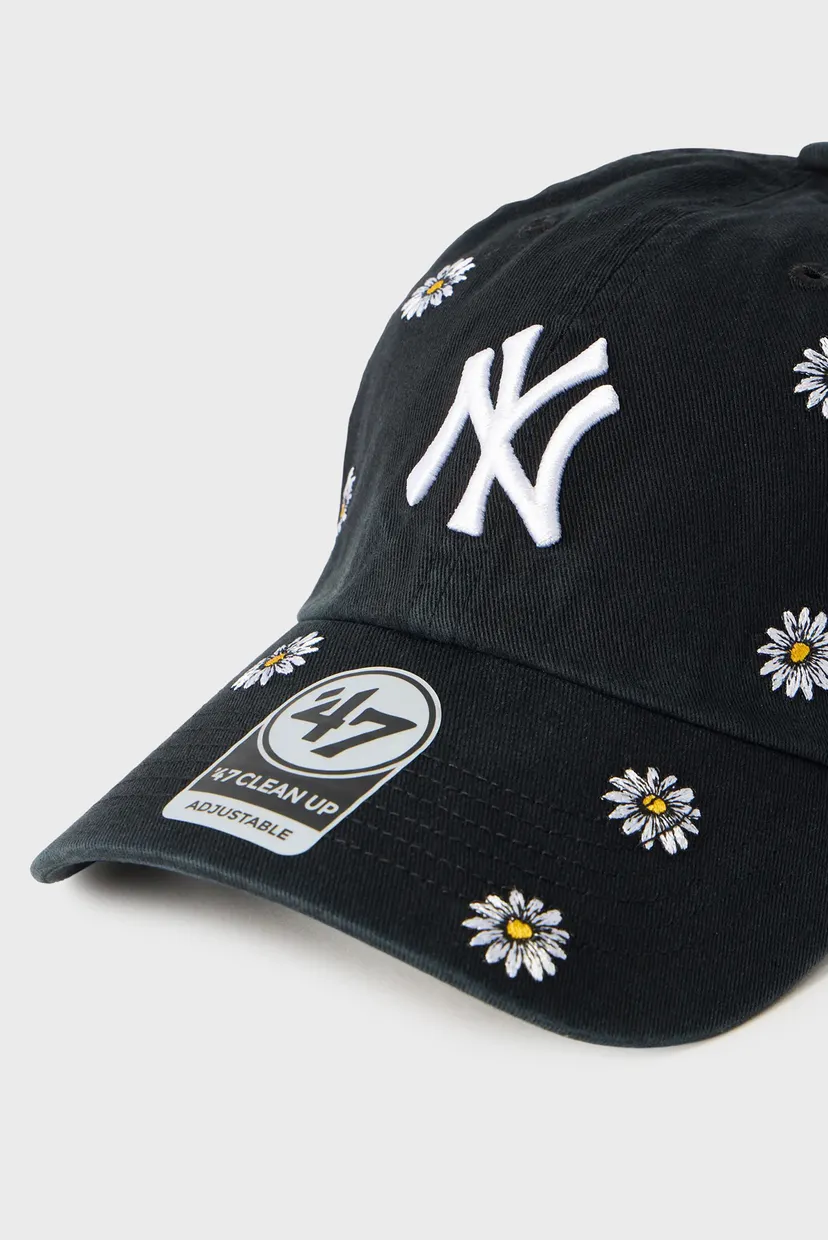 Чорна кепка з візерунком YANKEES SCATTER 3