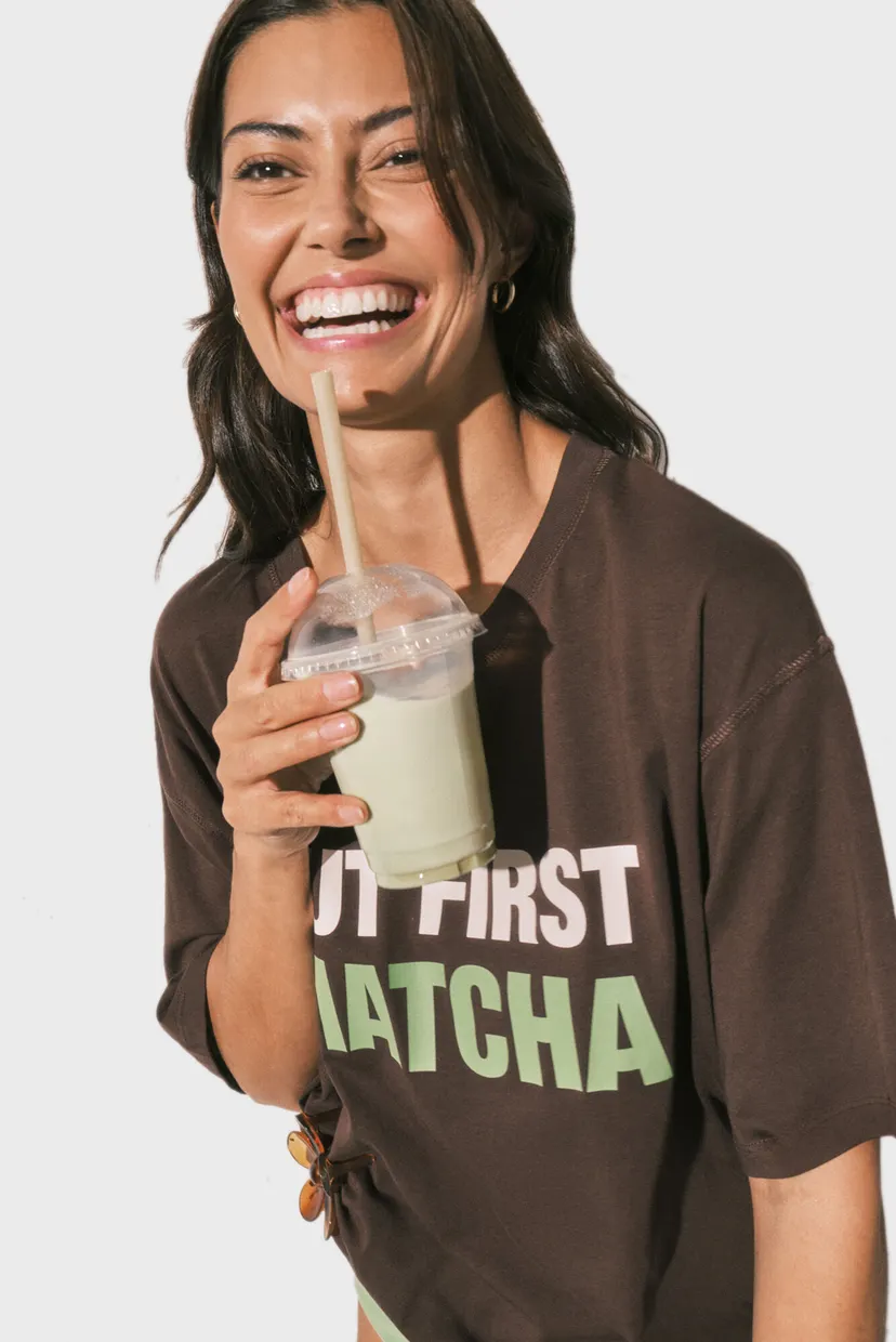 Жіноча коричнева футболка But first matcha 5