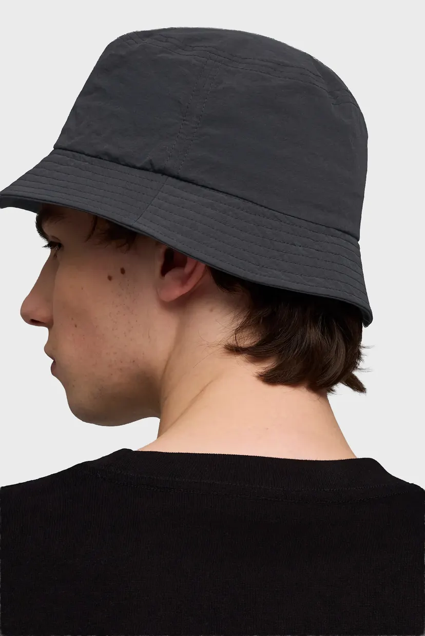 Черная панама Premium Essentials Script Bucket Hat 4