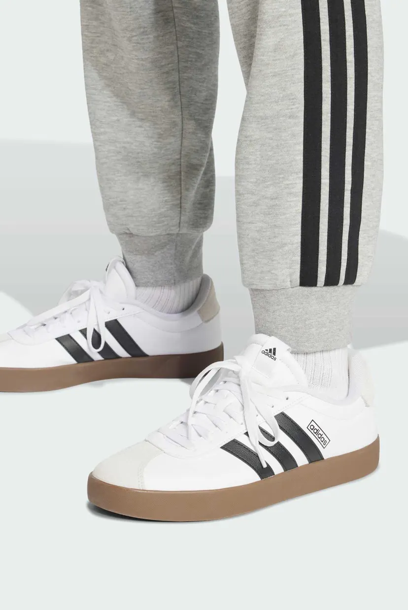 Чоловічі світло-сірі спортивні штани Essentials 3-Stripes Fleece 5
