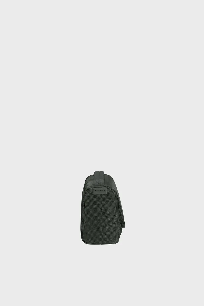 Мужской зеленый несессер RESPARK TOILET KIT GREEN/DARK GREEN 6