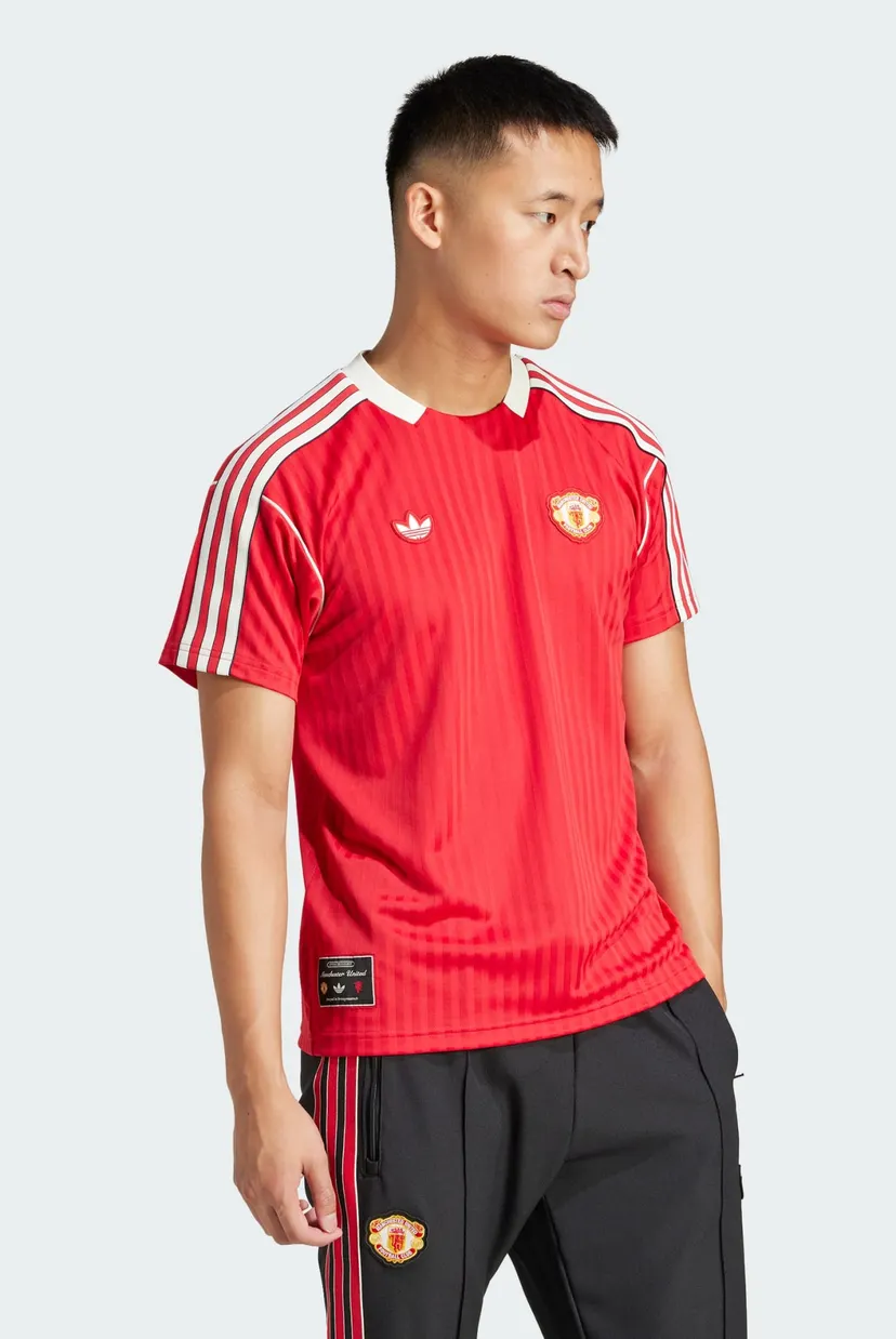 Красная футболка Manchester United Terrace Icons (унисекс) 4