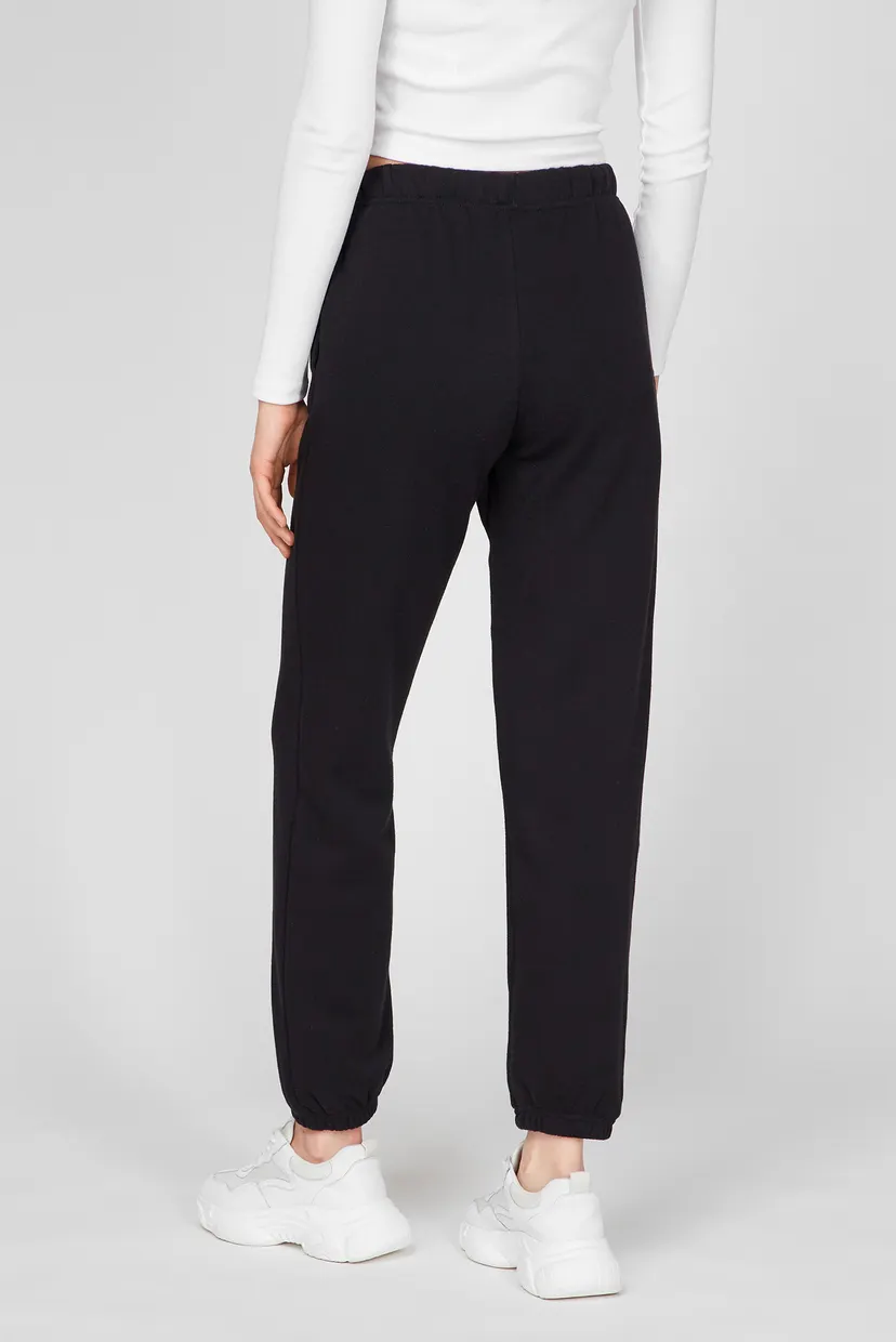 Жіночі чорні спортивні штани 3